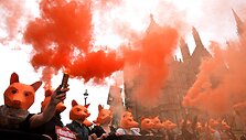 Protestas, reikalaujantis palikti galioti lapių medžioklės draudimą Londone
