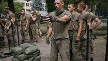 Ukrainos ultranacionalistų savanorių pulko &bdquo;Azov&ldquo; karių rungtynės