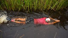 Plaukimo lenktynės panėrus kanalu Velse
