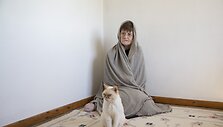 Atsiskyrėlė Rachel Denton savo namuose