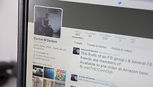 Atsiskyrėlės &bdquo;Facebook&ldquo; puslapis