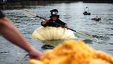 Moliūginių laivelių regata Oregono valstijoje