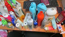 Įvairioje taroje slėptos kontrabandinės cigaretės