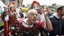 Centurionai prie koliziejaus