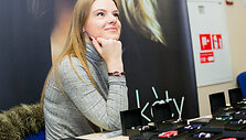 ISM Youth Market mugė