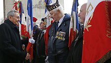 Raulio Castro istorinis vizitas Paryžiuje