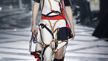 &bdquo;Louis Vuitton&ldquo; 2016 m. rudens-žiemos kolekcijos modelis