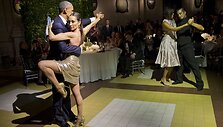 Barackas Obama Argentinoje &scaron;oko tango