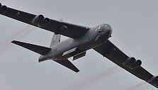 B-52 bombone&scaron;is