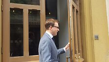 Vytautas Gap&scaron;ys atvyksta į apklausą STT