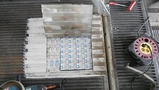 Automobilio kėbule slėpta cigarečių kontrabanda