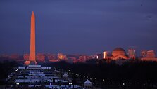Žmonės renkasi į Donaldo Trumpo inauguraciją  Va&scaron;ingtone