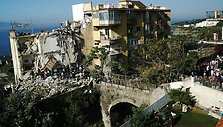 Pietų Italijoje sugriuvo penkiaauk&scaron;tis