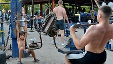 Sporto klubas po atviru dangumi Kijeve
