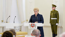 Prezidentė įteikė Žūvančiųjų gelbėjimo kryžius