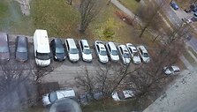 Automobilių stovėjimo aik&scaron;telės Vilniaus Žemynos gatvėje