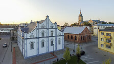 &bdquo;Baltosios&ldquo; ir &bdquo;Raudonosios&ldquo; sinagogų kompleksas Joni&scaron;kyje
