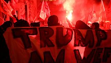 &Scaron;veicarijoje prie&scaron; D.Trumpą protestavo daugiau kaip tūkstantis žmonių