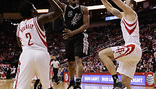Kawhi Leonardas ir Donatas Motiejūnas