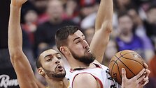 Jonas Valančiūnas ir Rudy Gobert'as