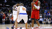 Mindaugas Kuzminskas ir Courtney Lee