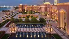 &bdquo;Emirates Palace&ldquo; vie&scaron;butis