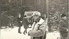 Lietuvos SSR liaudies kontrolės komiteto pirmininkas Albertas Barauskas medžioklėje, 1975 m