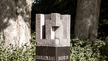 Paminklas S.Kairiui Užunvėžių kaime.