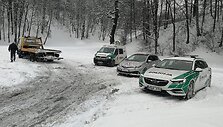 Kaune prie mokomojo automobilio vairo sėdo girtas vairuotojas