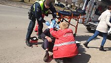 Kur&scaron;ėnuose motociklas partrenkė pėsčiąjį