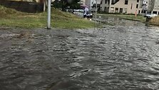 Kaune praūžus liūčiai ėmė skęsti gatvės