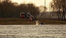Nuo tilto Kaune nukritusio asmens gelbėjimo operacija