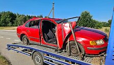 Kretingos rajone vertėsi kiek įkau&scaron;usio jaunuolio vairuojamas automobilis