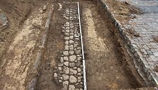 Archeologinių tyrinėjimų Kauno Rotu&scaron;ės aik&scaron;tėje metu aptikti radiniai