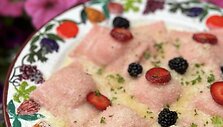 Restoranėlio Anyk&scaron;čiuose darbuotoja Anastasiia Demchenko puikiai kalba lietuvi&scaron;kai