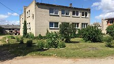 Namas, kuriame gyvena narkotikais apsinuodijęs dvejų metų vaikas