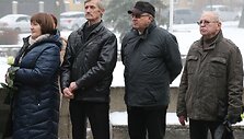 Lengvosios atletikos maniežo lentelės atidengimu pagerbtas prof. A.Stanislovaičio atminimas