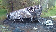 Kai&scaron;iadorių rajone vertėsi ir užsidegė girto vyro vairuojamas &bdquo;Renault&ldquo;
