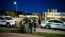 Policijos užkardos įvažiuojant į Kauną