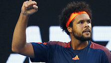 Jo-Wilfriedas Tsonga prie&scaron; Danielį Evansą