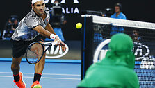 Rogeris Federeris prie&scaron; Mischą Zverevą