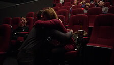 klaipedietis-darius-sukure-filmuka-ir-mylimajai-pasipirso-kino-teatre
