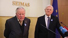 vytauto-landsbergio-ir-valdo-adamkaus-komentaras-gavus-laisves-premijas