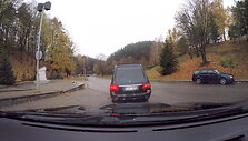 15min-eksperimentas-ar-saugu-vaziuoti-laidotuviu-kolonoje