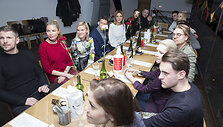 Mėsainių degustacijos akimirka