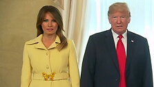 interneta-juokina-persigandusios-melanios-trump-veidas-po-pasisveikinimo-su-v-putinu