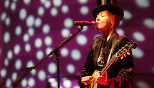 Suzanne Vega