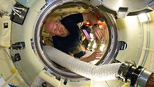 Astronautas Alexanderis Gerstas Tarptautinėje kosminėje stotyje