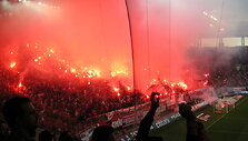 Įspūdingasis &bdquo;Olympiakos&rdquo; sirgalių pasirodymas
