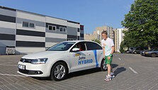 15min.lt ekolenktynių startas: Paulius Sviklas su hibridine &bdquo;Volkswagen Jetta&ldquo; prie&scaron; Saulių Rinkevičių